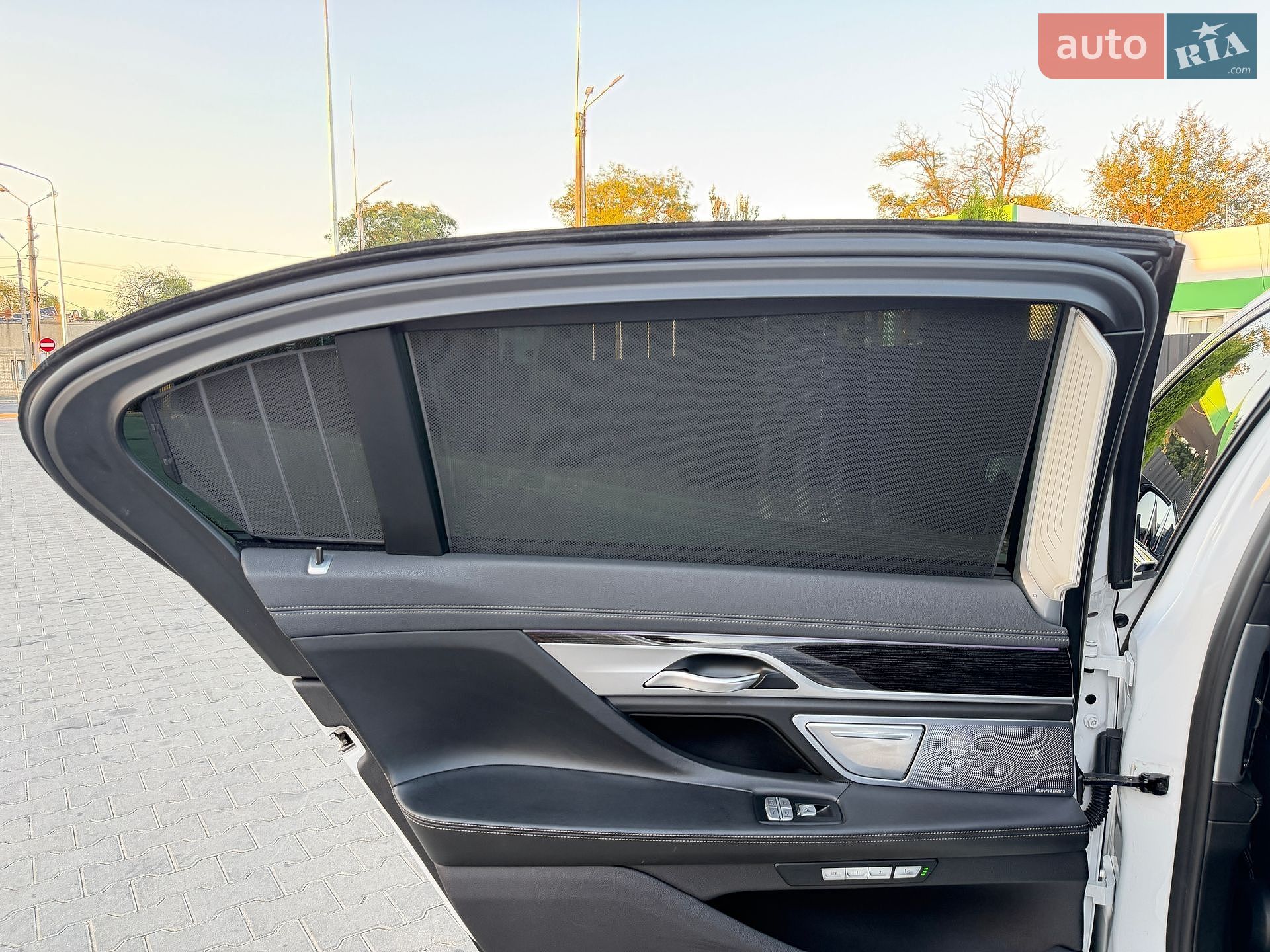 BMW 7 Series 2017 VIN WBA7G6104HG769063 фото оголошення 36 з 64