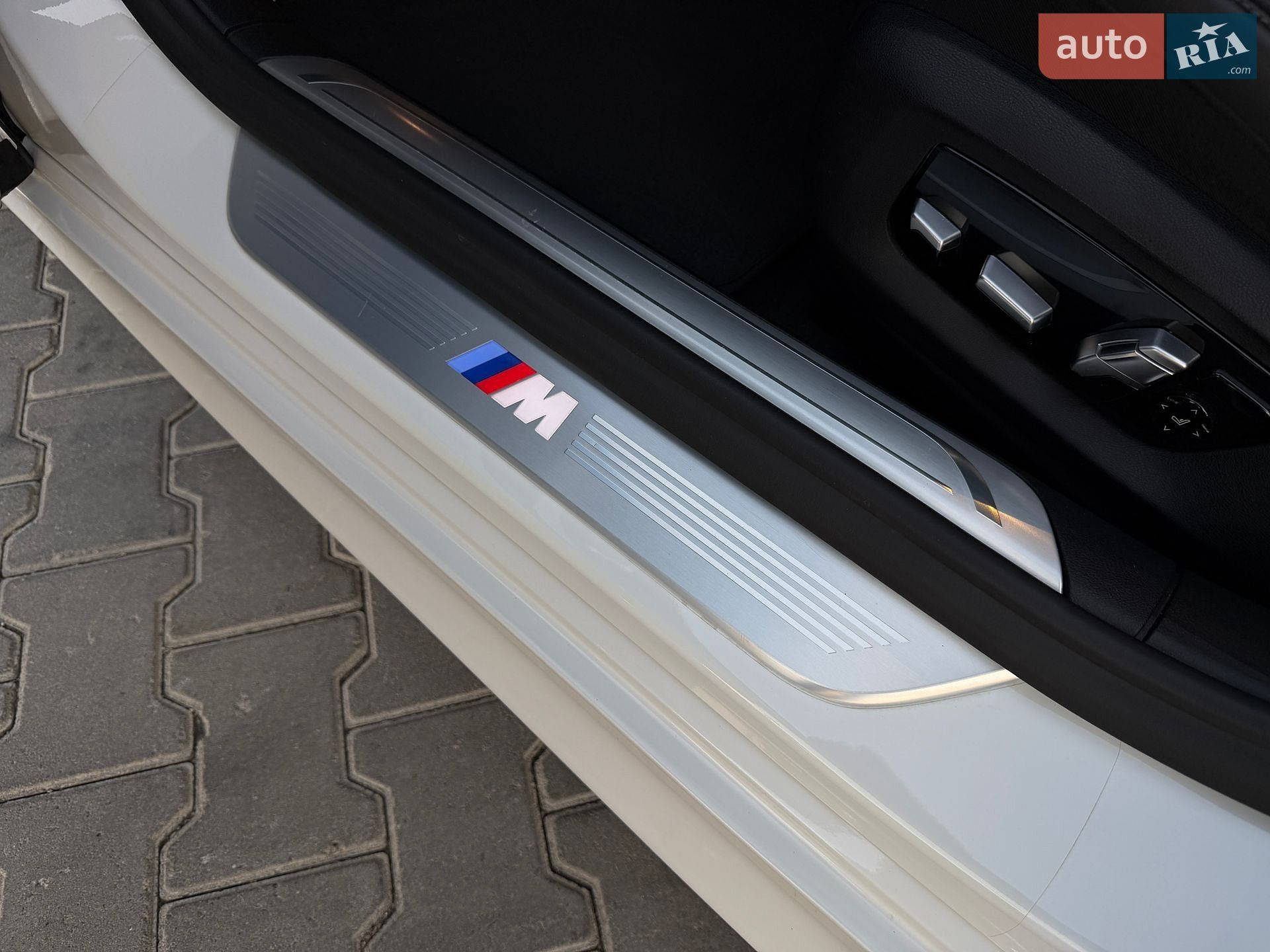 BMW 7 Series 2017 VIN WBA7G6104HG769063 фото оголошення 40 з 64