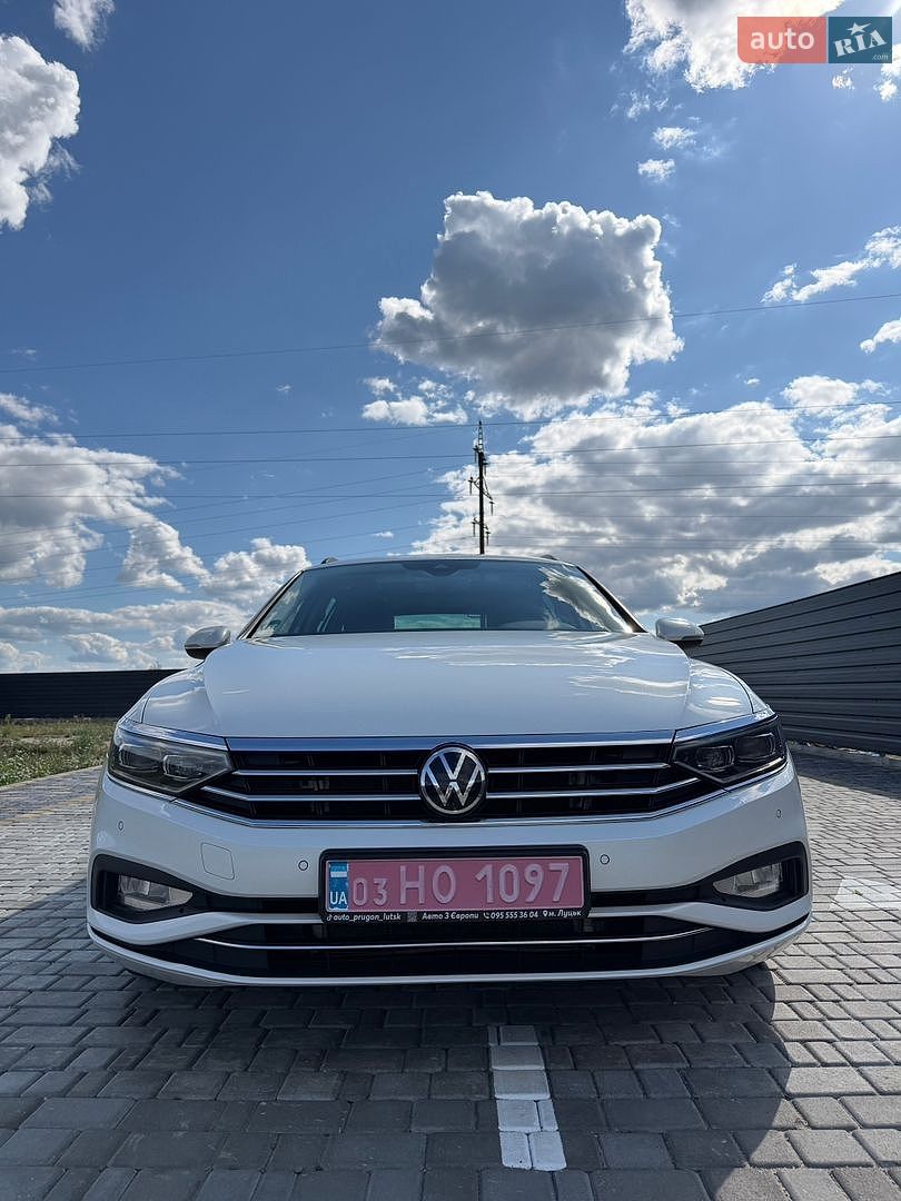 Volkswagen Passat 2022 VIN WVWZZZ3CZNE070785 фото оголошення 2 з 234