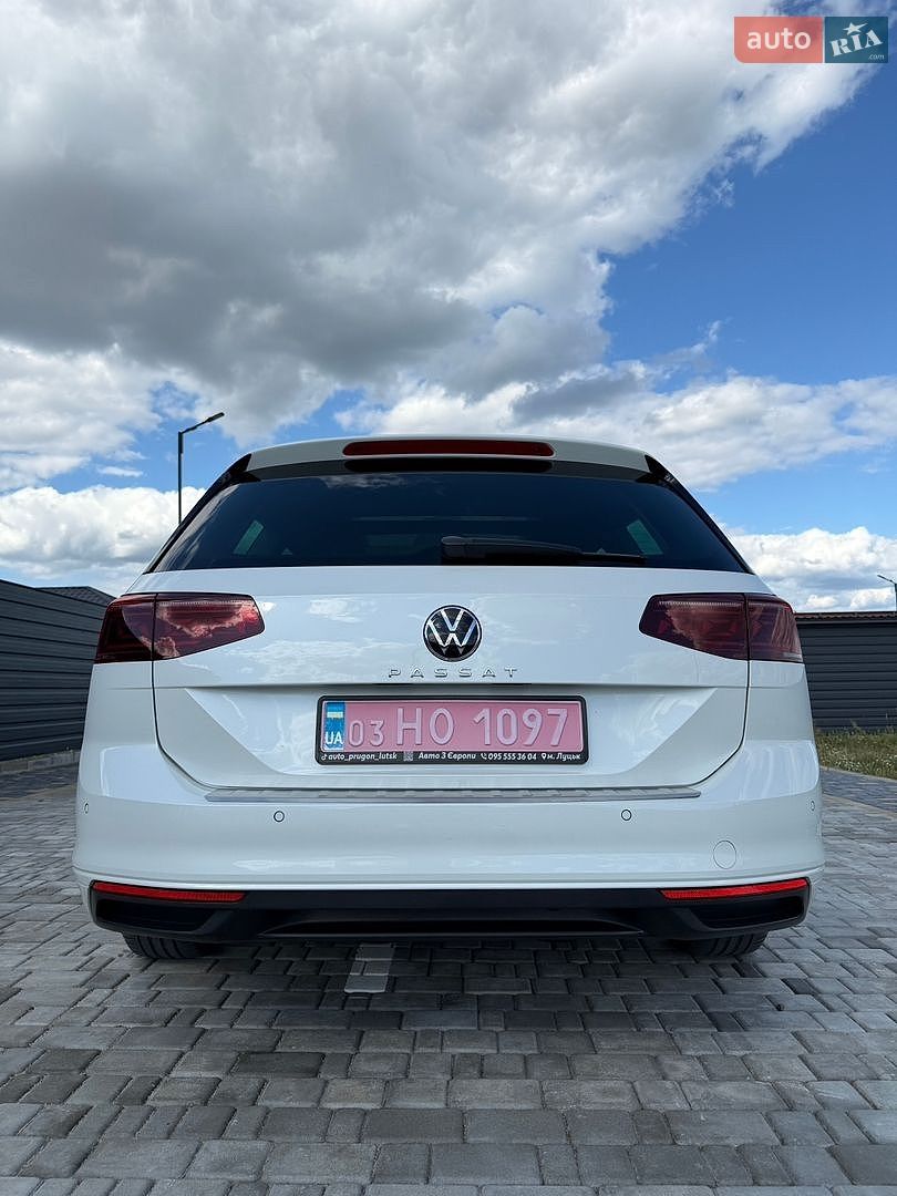 Volkswagen Passat 2022 VIN WVWZZZ3CZNE070785 фото оголошення 14 з 234