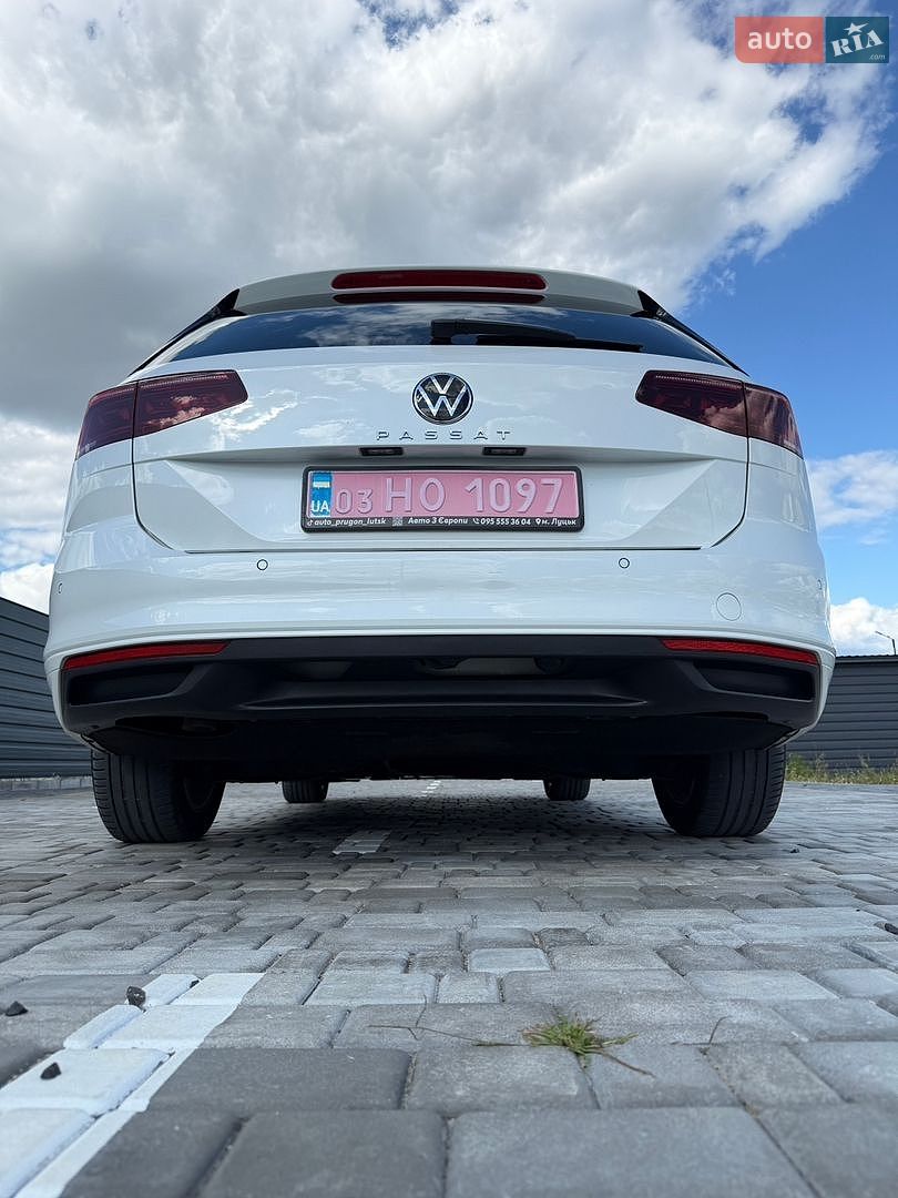 Volkswagen Passat 2022 VIN WVWZZZ3CZNE070785 фото оголошення 15 з 234
