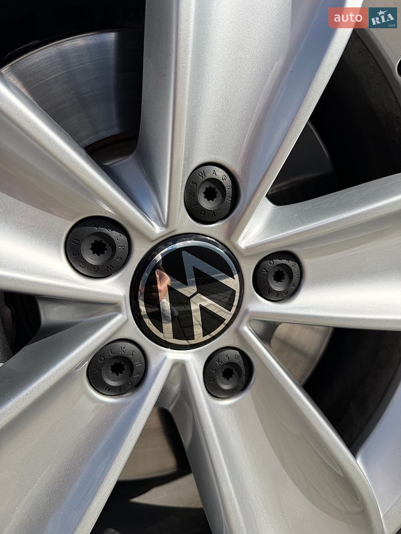 Volkswagen Passat 2022 VIN WVWZZZ3CZNE070785 фото оголошення 42 з 234
