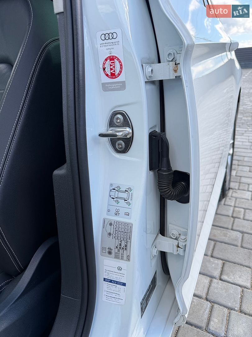 Volkswagen Passat 2022 VIN WVWZZZ3CZNE070785 фото оголошення 103 з 234