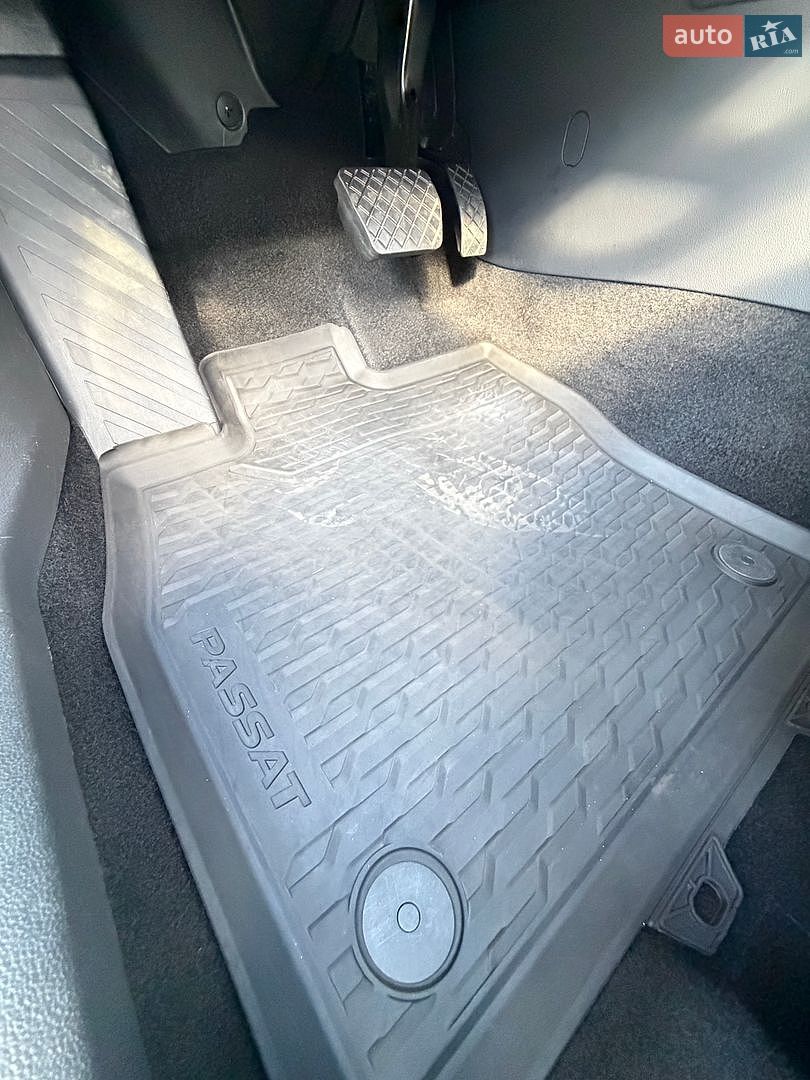 Volkswagen Passat 2022 VIN WVWZZZ3CZNE070785 фото оголошення 106 з 234