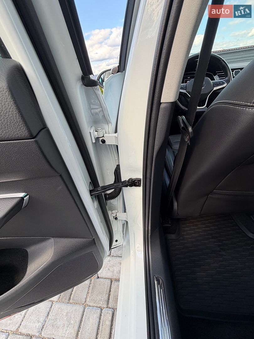 Volkswagen Passat 2022 VIN WVWZZZ3CZNE070785 фото оголошення 123 з 234