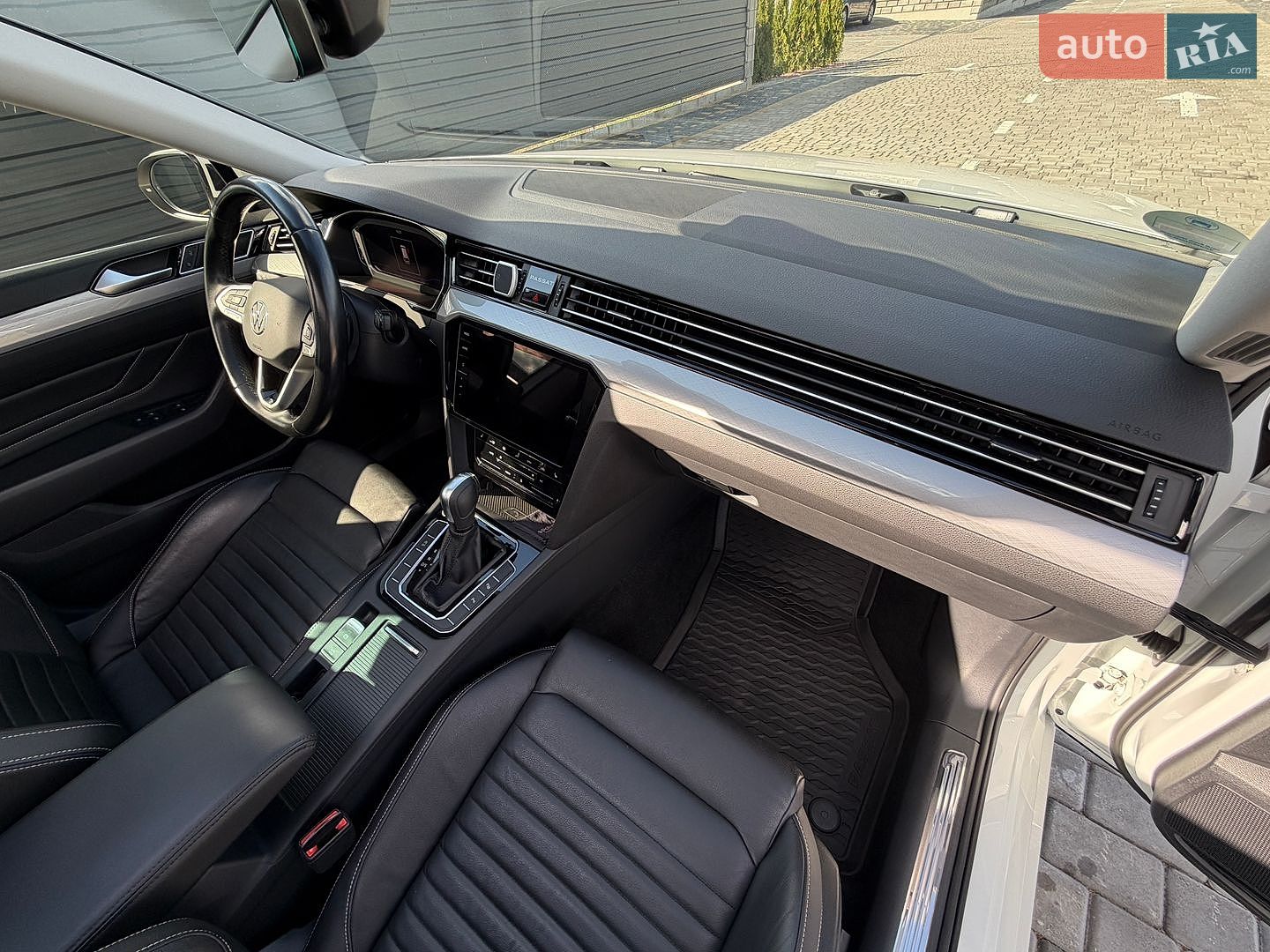 Volkswagen Passat 2022 VIN WVWZZZ3CZNE070785 фото оголошення 151 з 234