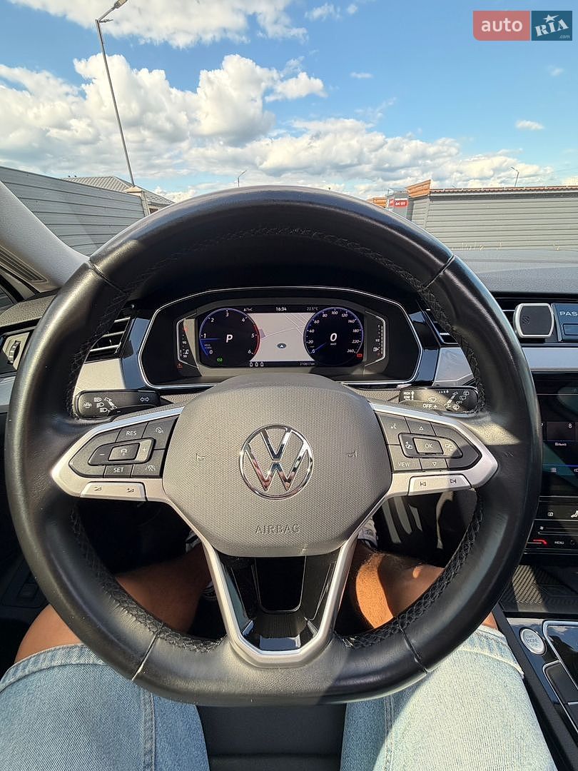 Volkswagen Passat 2022 VIN WVWZZZ3CZNE070785 фото оголошення 179 з 234