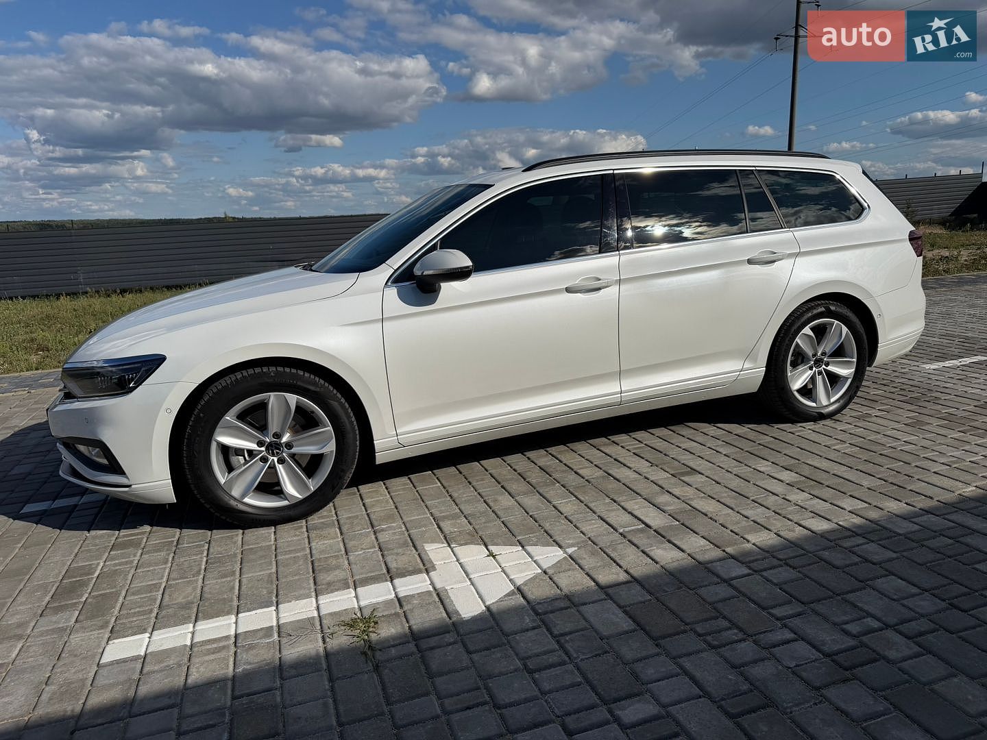Volkswagen Passat 2022 VIN WVWZZZ3CZNE070785 фото оголошення 219 з 234