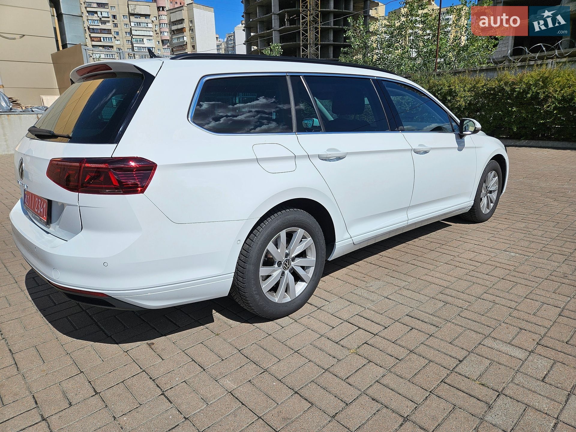 Volkswagen Passat 2023 VIN WVWZZZ3CZPE075978 фото оголошення 13 з 116