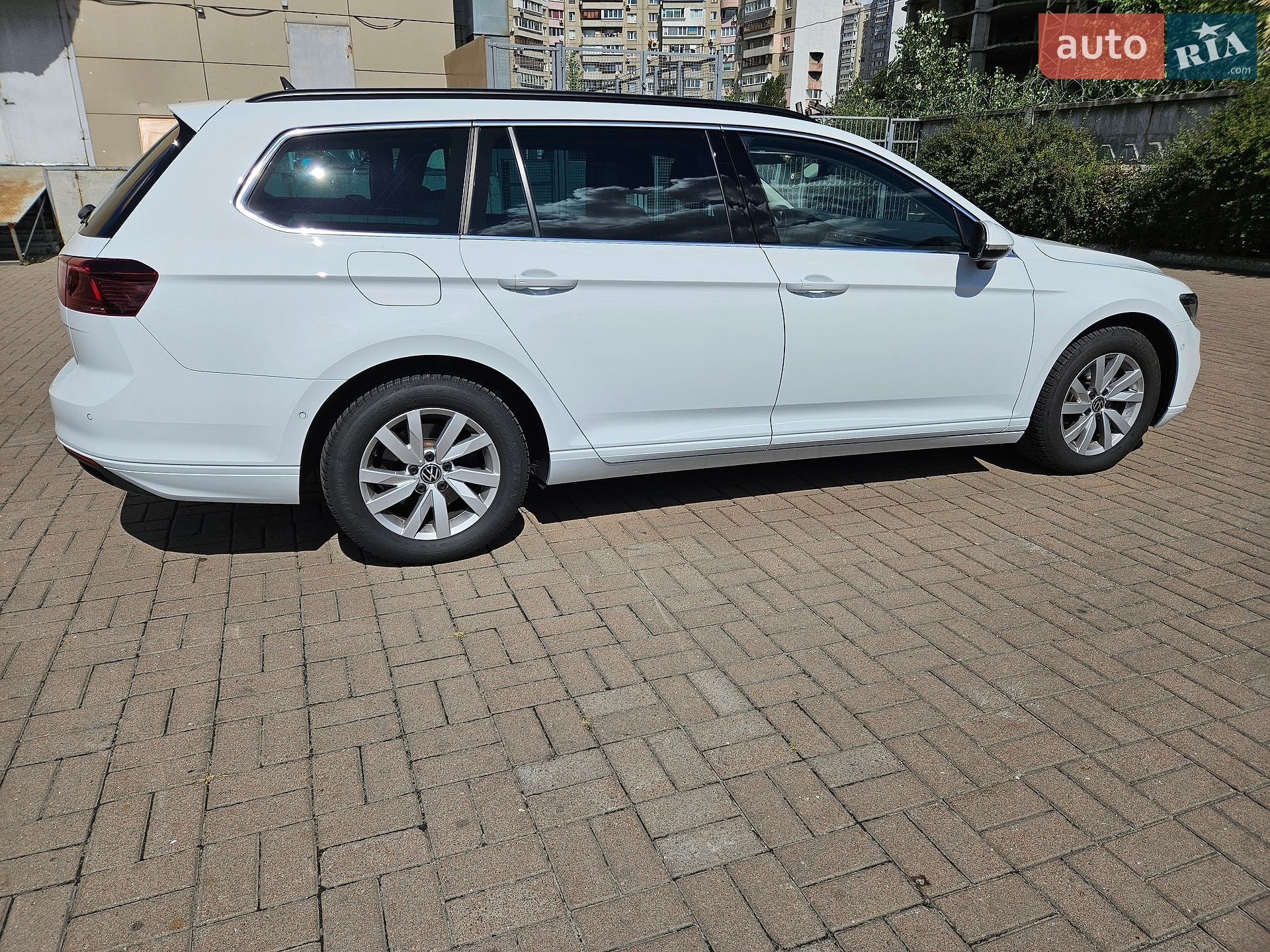Volkswagen Passat 2023 VIN WVWZZZ3CZPE075978 фото оголошення 14 з 116