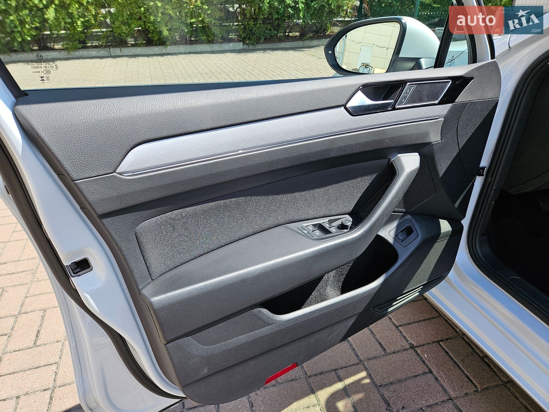 Volkswagen Passat 2023 VIN WVWZZZ3CZPE075978 фото оголошення 51 з 116