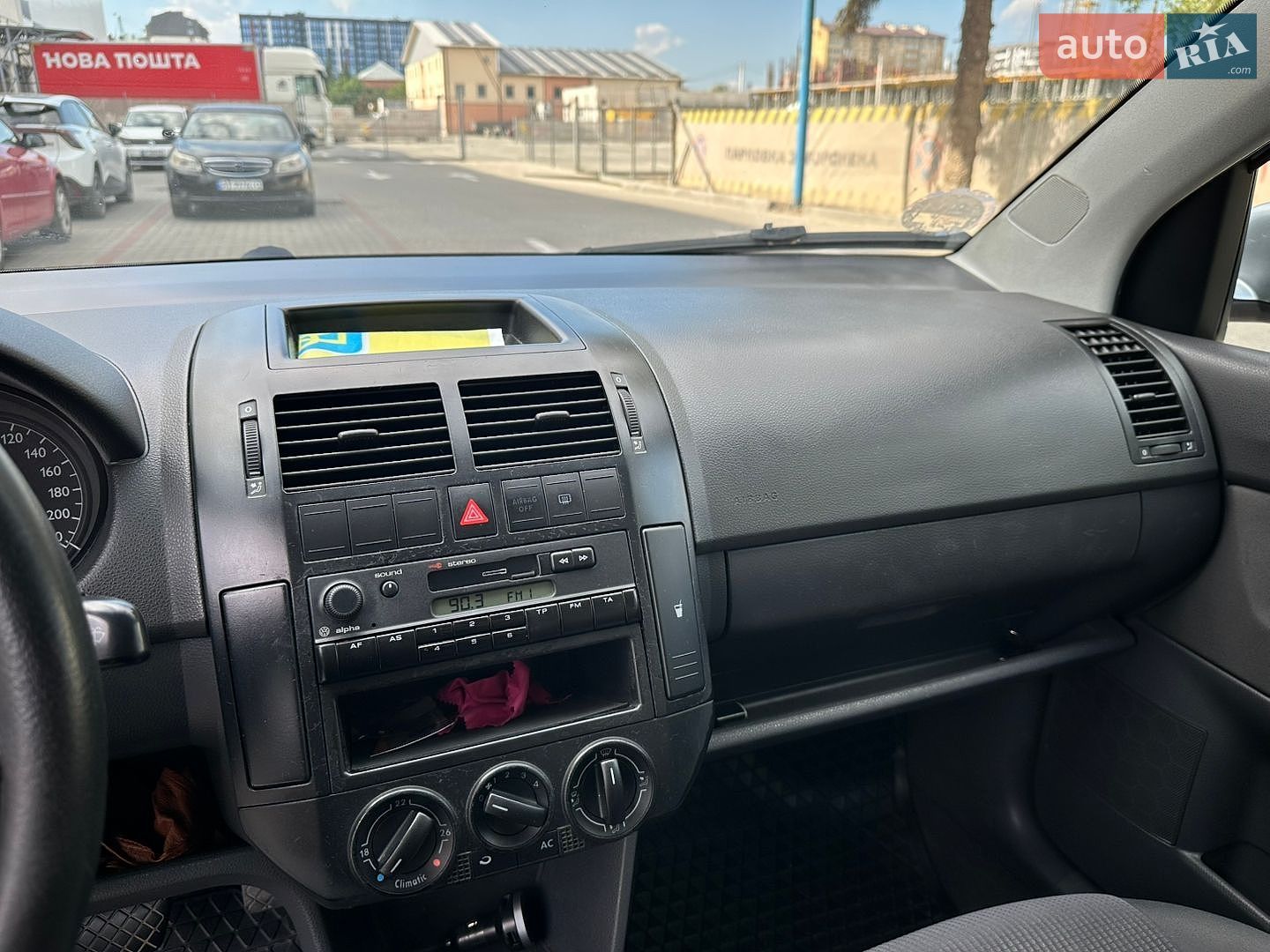 Volkswagen Polo 2002 VIN WVWZZZ9NZ2D067777 фото оголошення 9 з 12
