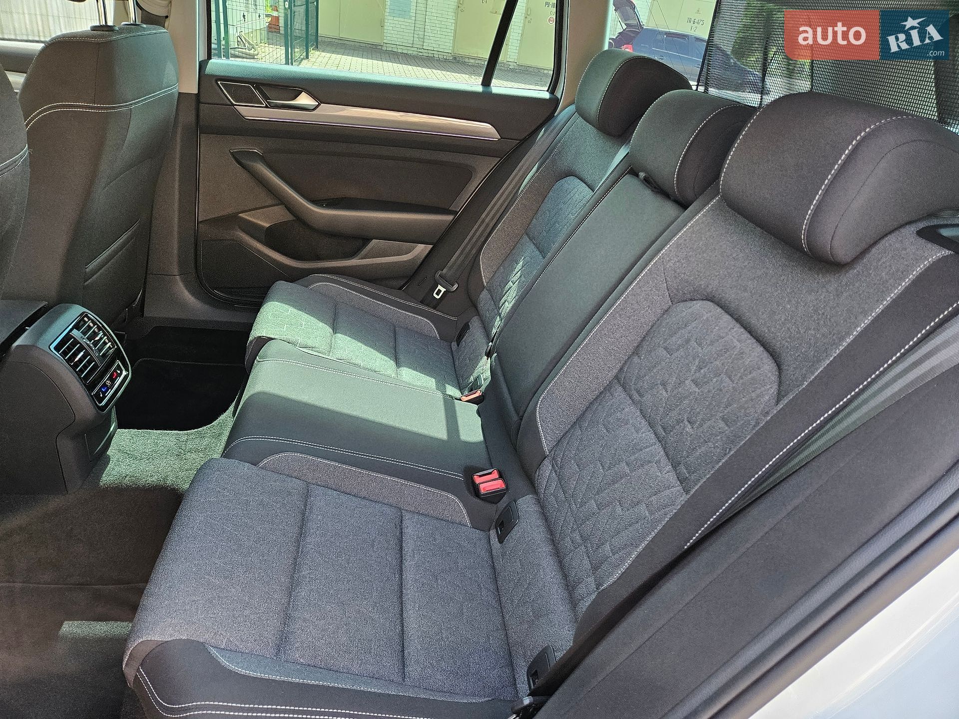 Volkswagen Passat 2023 VIN WVWZZZ3CZPE075978 фото оголошення 62 з 116