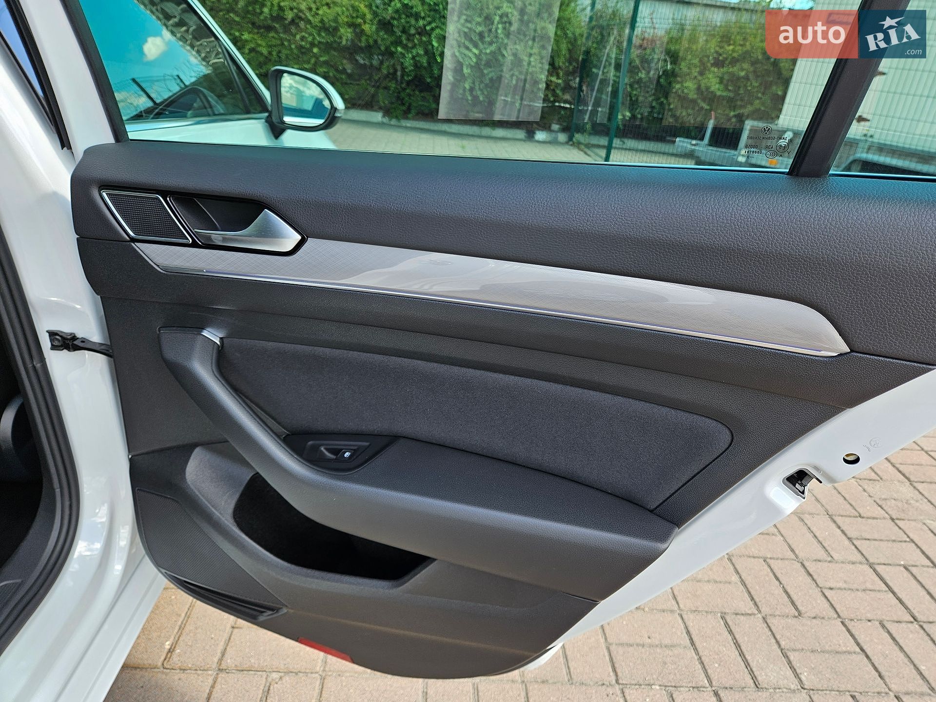 Volkswagen Passat 2023 VIN WVWZZZ3CZPE075978 фото оголошення 68 з 116