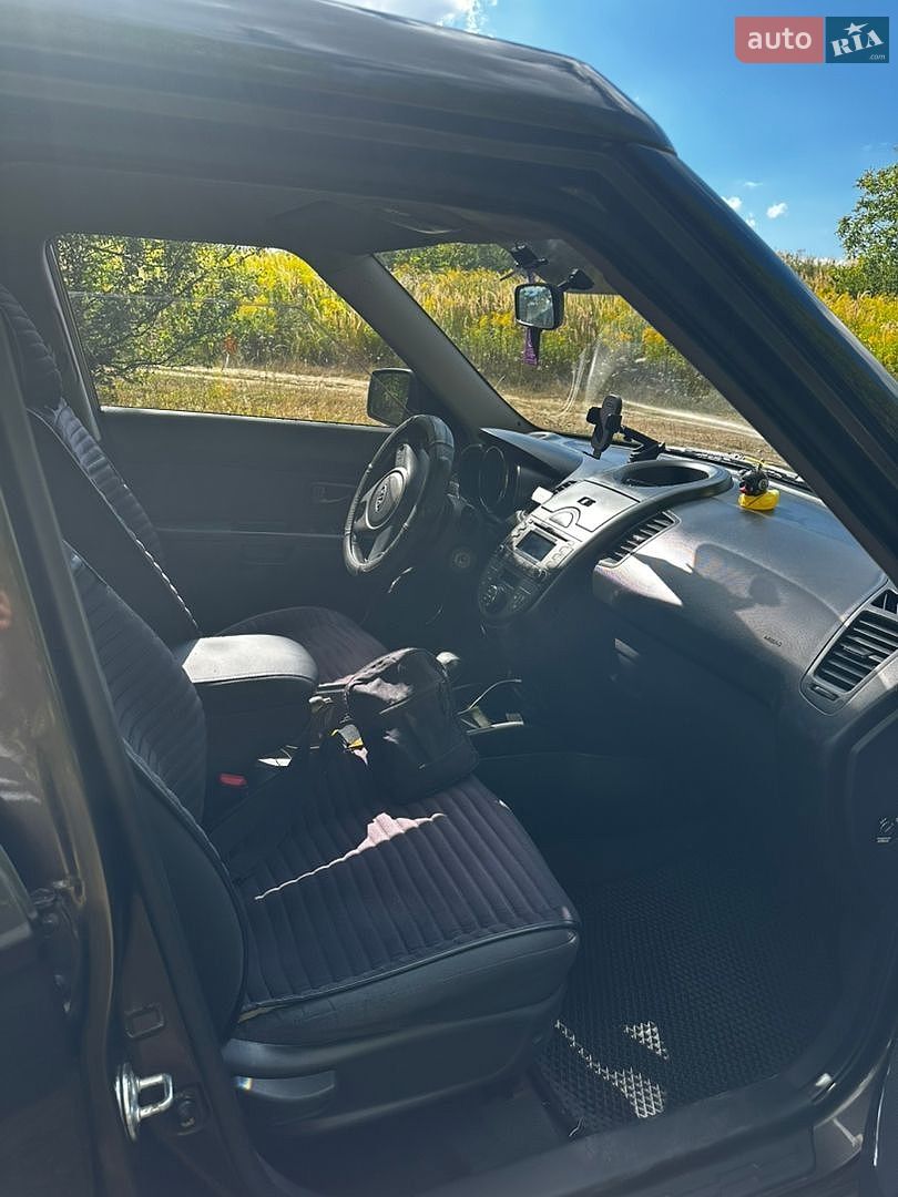Kia Soul 2011 VIN KNAJT811BB7326694 фото оголошення 7 з 18