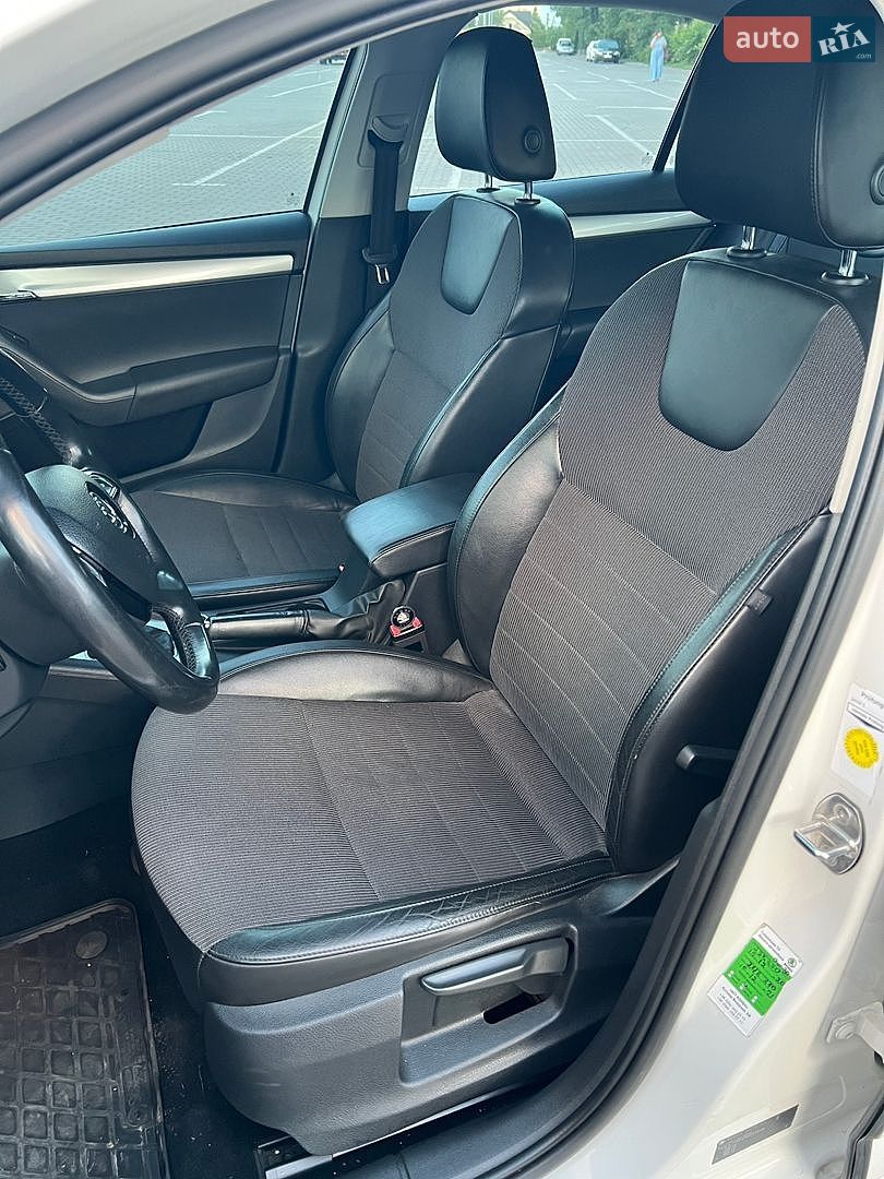 Skoda Octavia 2013 VIN TMBAJ7NE4E0034528 фото оголошення 18 з 21