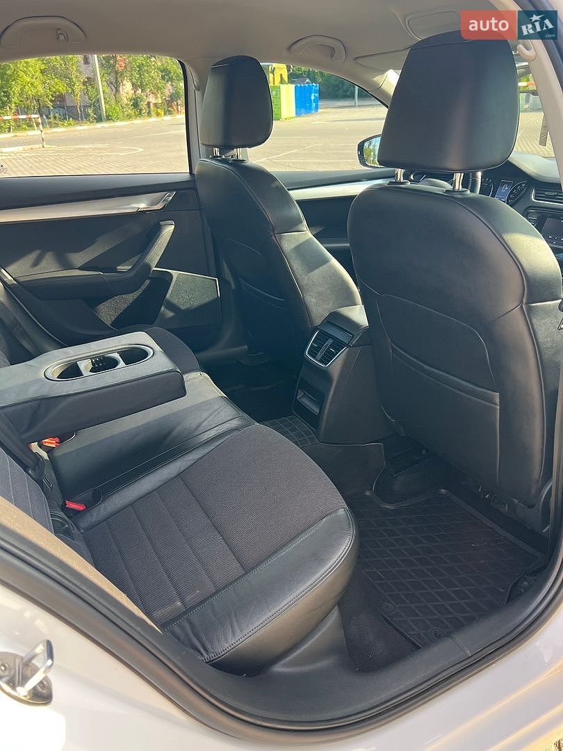 Skoda Octavia 2013 VIN TMBAJ7NE4E0034528 фото оголошення 17 з 21