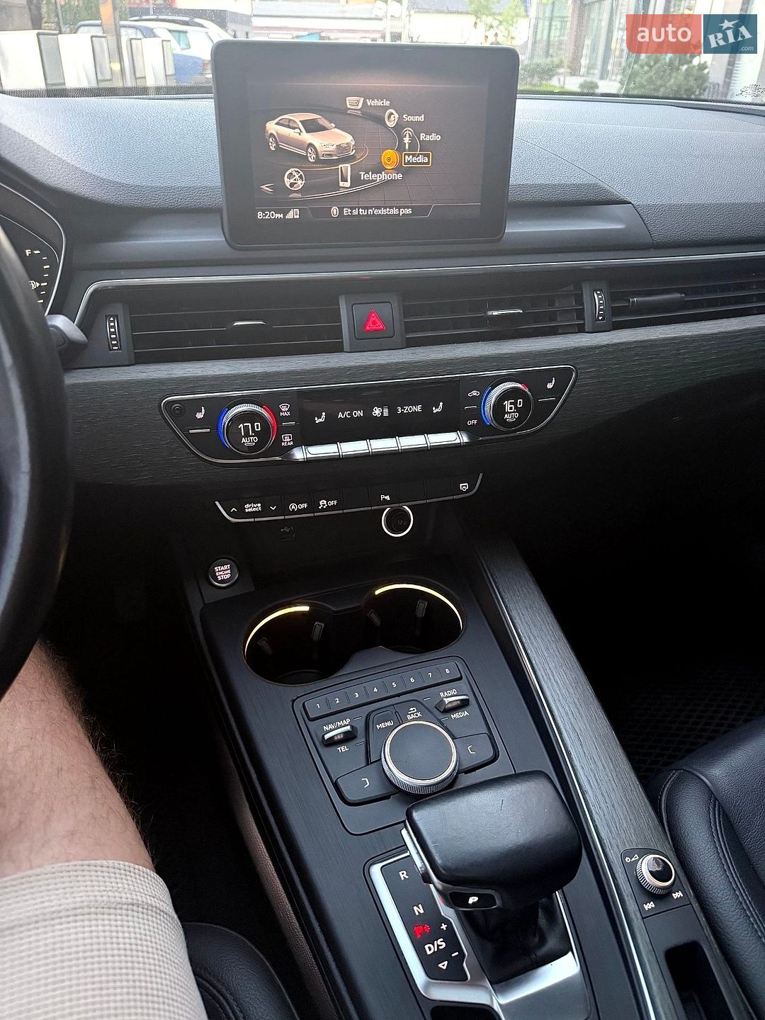 Audi A4 2019 VIN WAUGMAF47KN017044 фото оголошення 16 з 18