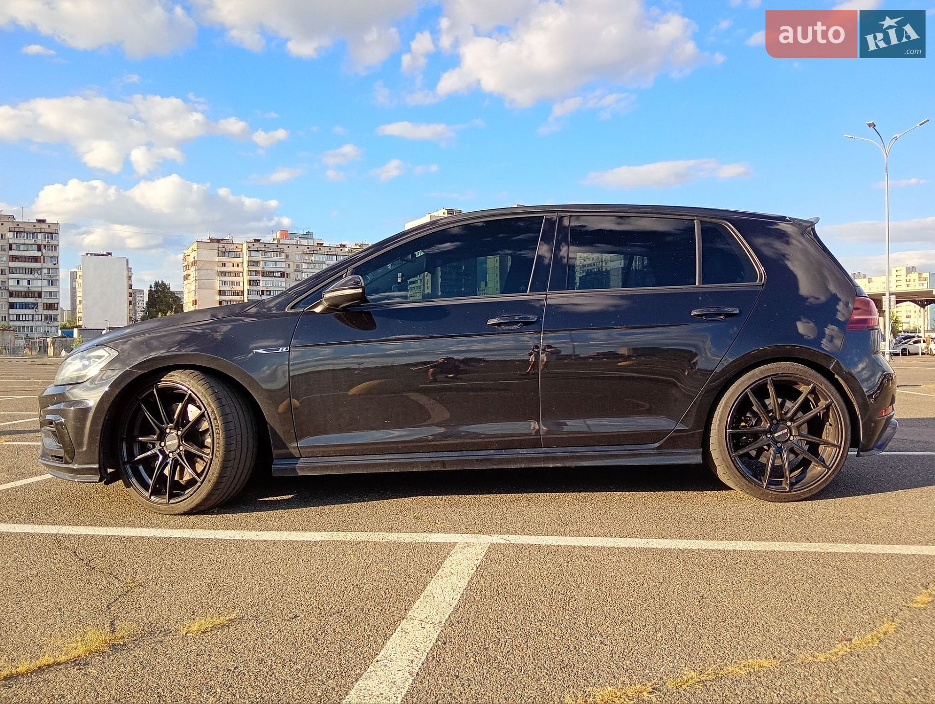 Volkswagen Golf R 2016 VIN WVWVF7AU2HW002503 фото оголошення 4 з 14