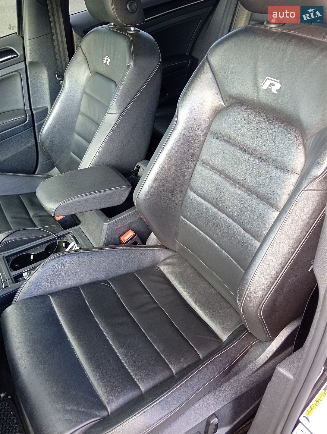 Volkswagen Golf R 2016 VIN WVWVF7AU2HW002503 фото оголошення 13 з 14