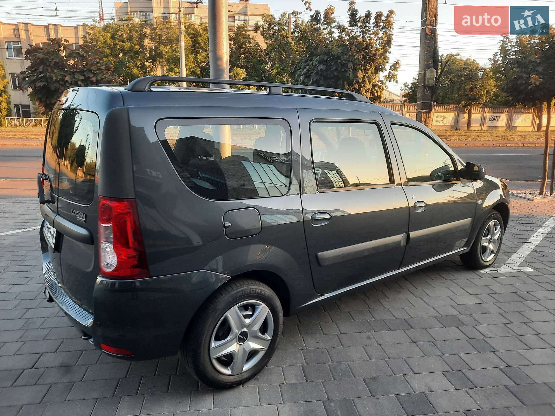 Dacia Logan 2010 VIN UU1KSDAFH43573569 фото оголошення 4 з 26
