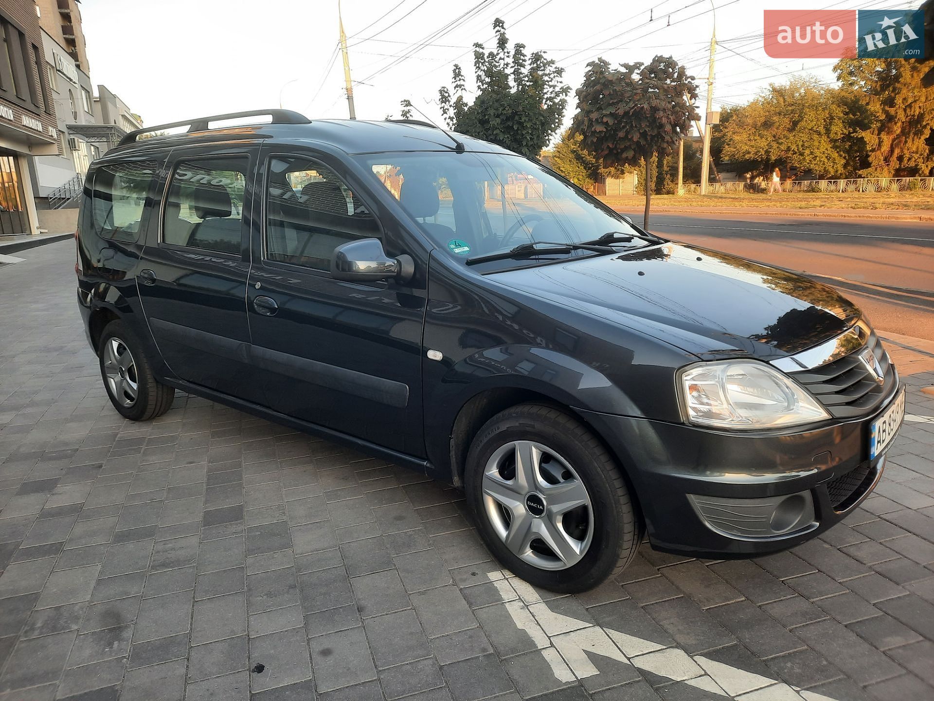 Dacia Logan 2010 VIN UU1KSDAFH43573569 фото оголошення 3 з 26