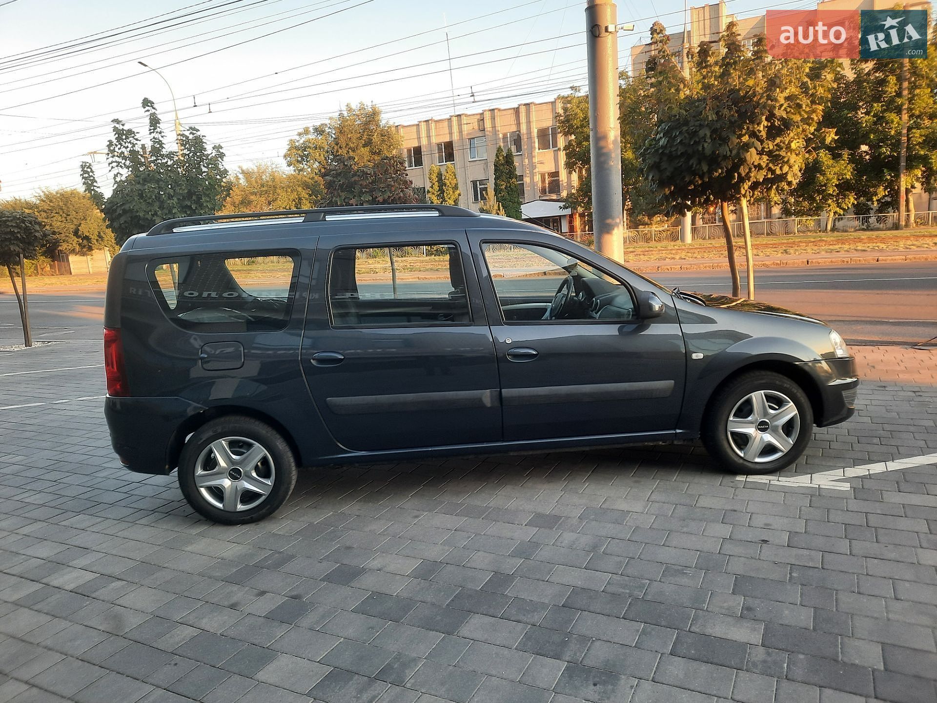 Dacia Logan 2010 VIN UU1KSDAFH43573569 фото оголошення 8 з 26