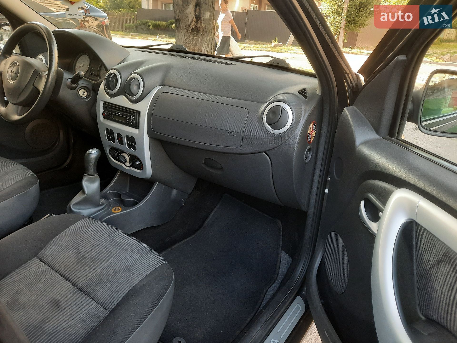 Dacia Logan 2010 VIN UU1KSDAFH43573569 фото оголошення 11 з 26