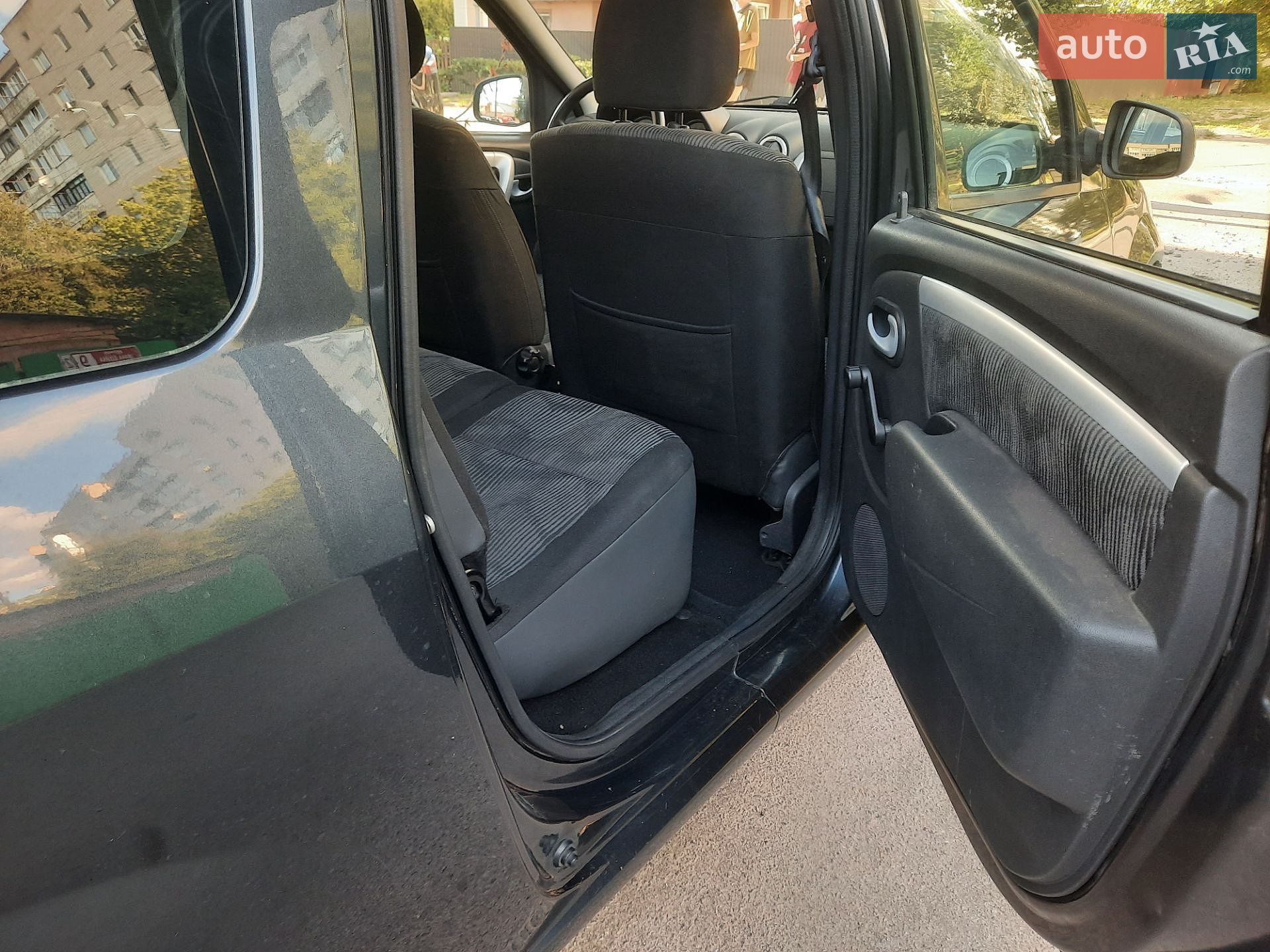 Dacia Logan 2010 VIN UU1KSDAFH43573569 фото оголошення 12 з 26