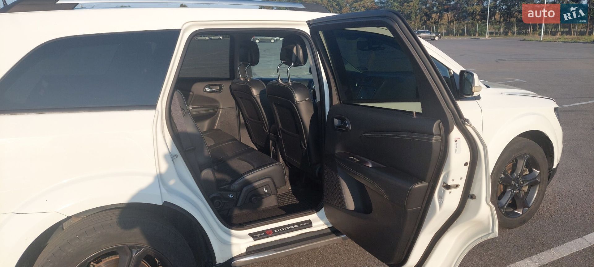 Dodge Journey 2018 VIN 3C4PDCGG0JT527872 фото оголошення 8 з 33