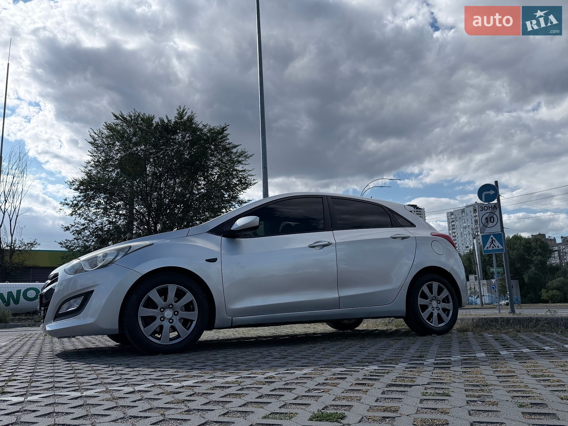 Hyundai i30 2012 VIN TMAD251BBDJ076030 фото оголошення 10 з 55