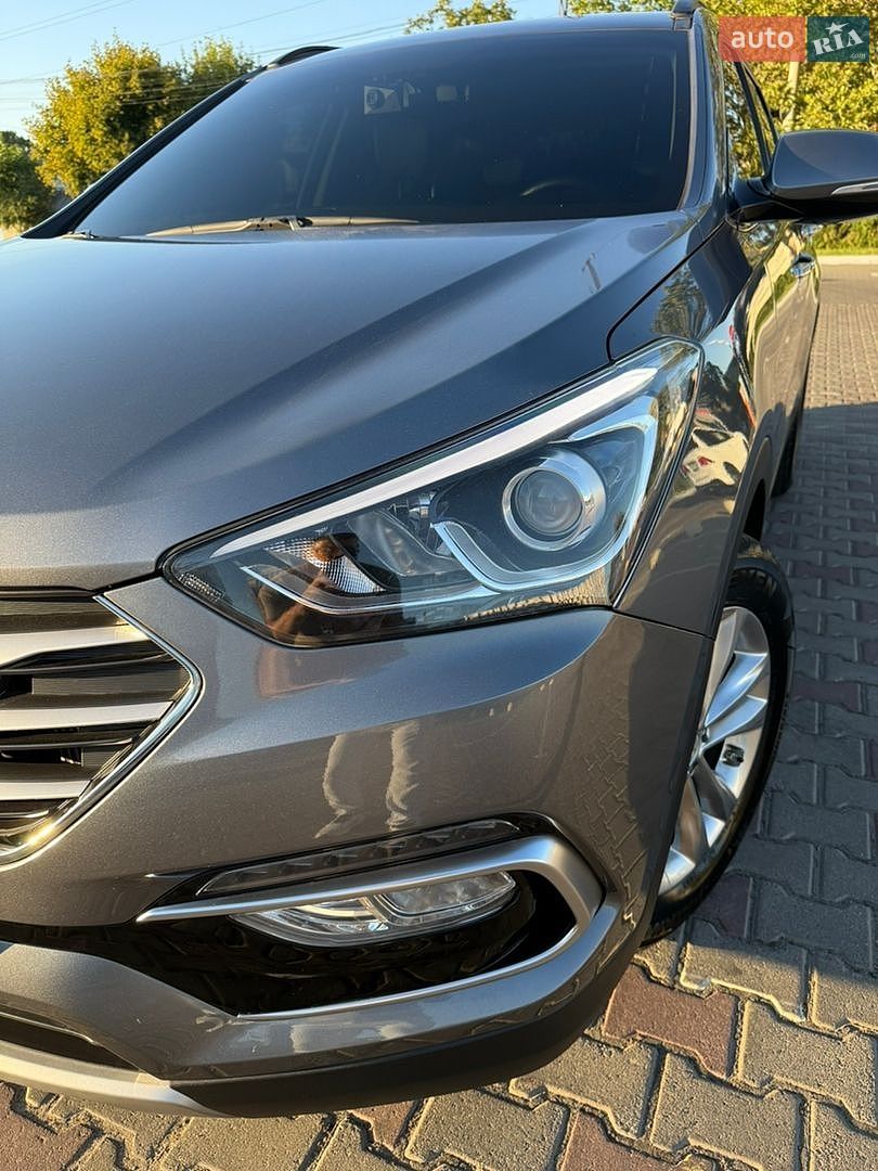 Hyundai Santa FE 2016 VIN KMHSW81UBGU655143 фото оголошення 2 з 31