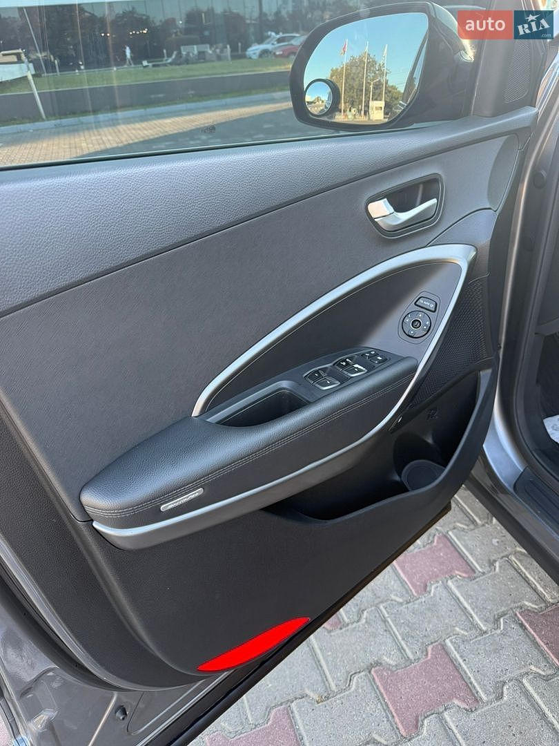 Hyundai Santa FE 2016 VIN KMHSW81UBGU655143 фото оголошення 13 з 31