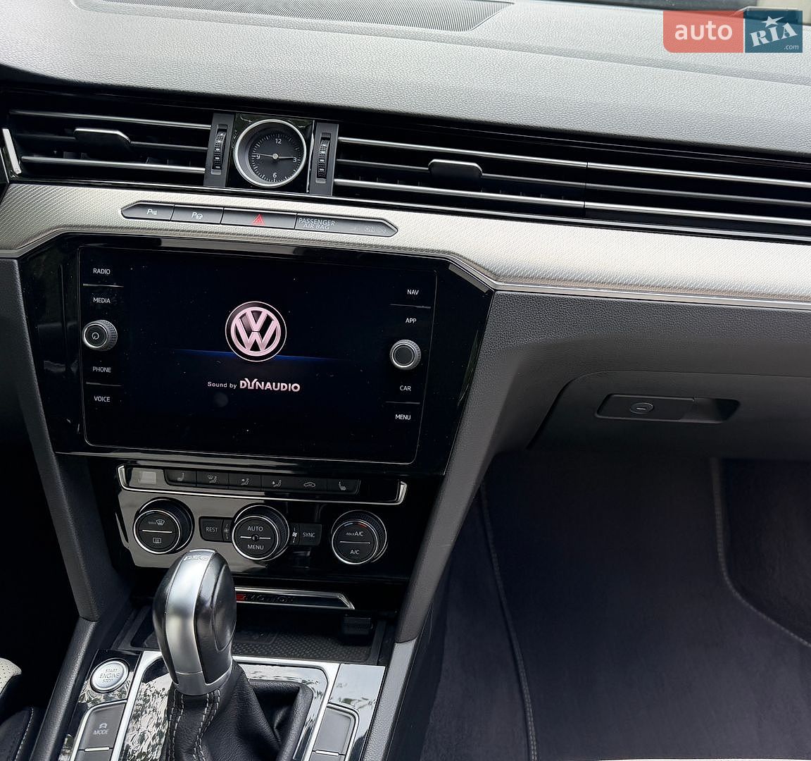 Volkswagen Arteon 2018 VIN WVWZZZ3HZJE522376 фото оголошення 32 з 36