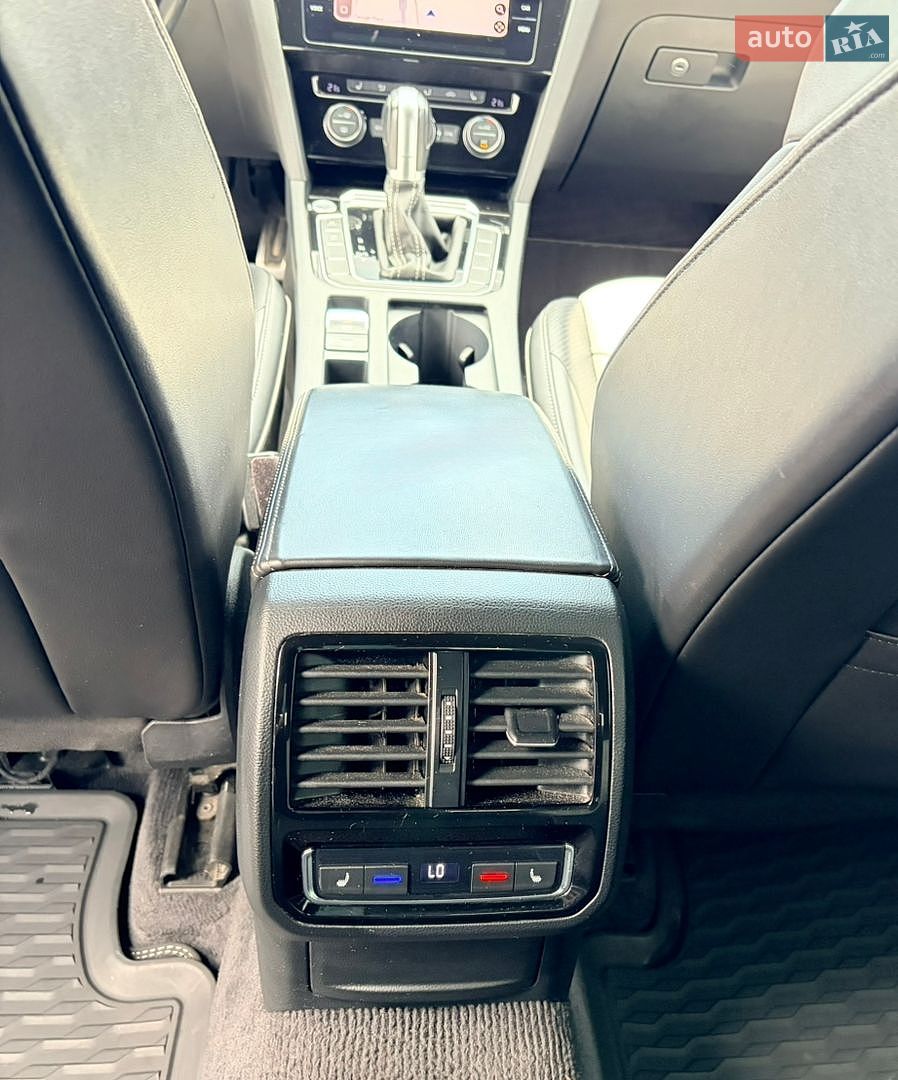Volkswagen Arteon 2018 VIN WVWZZZ3HZJE522376 фото оголошення 33 з 36