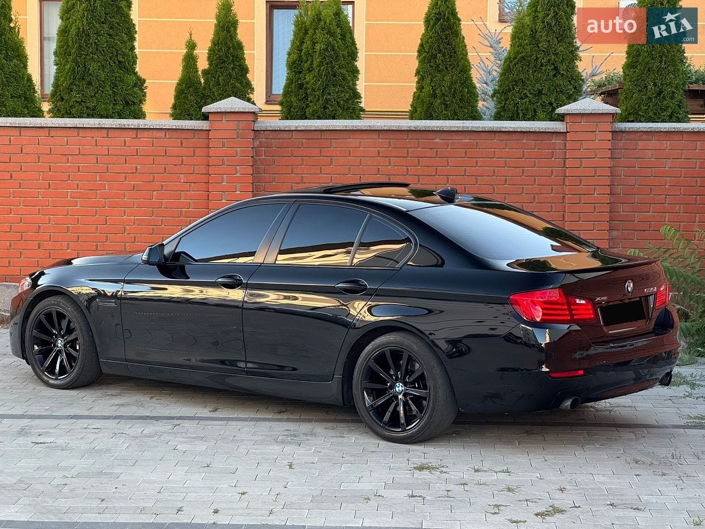 BMW 5 Series 2014 VIN WBA5B3C59ED533079 фото оголошення 6 з 29
