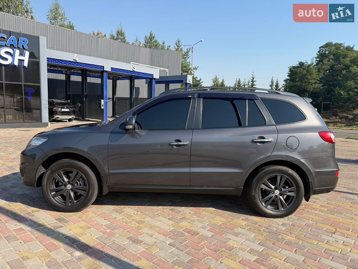 Hyundai Santa FE 2010 VIN KMHSH81BDAU658350 фото оголошення 2 з 10