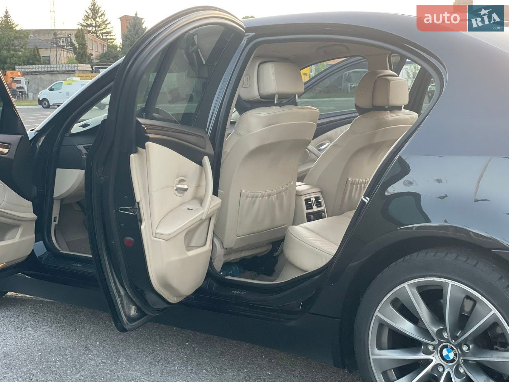 BMW 5 Series 2007 VIN WBANU11010CW41300 фото оголошення 9 з 15