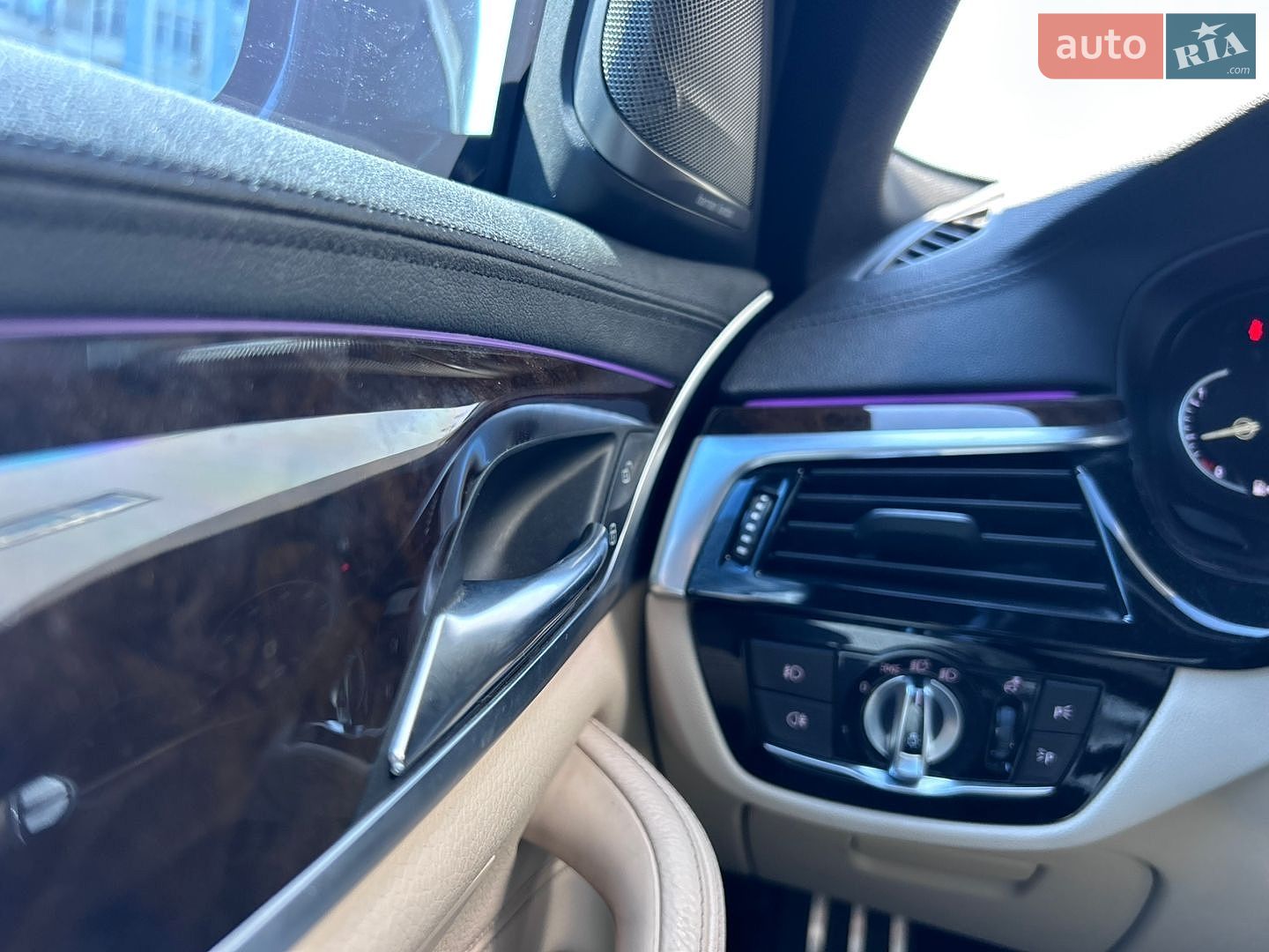 BMW 5 Series 2017 VIN WBAJA5C3XHG893895 фото оголошення 29 з 29
