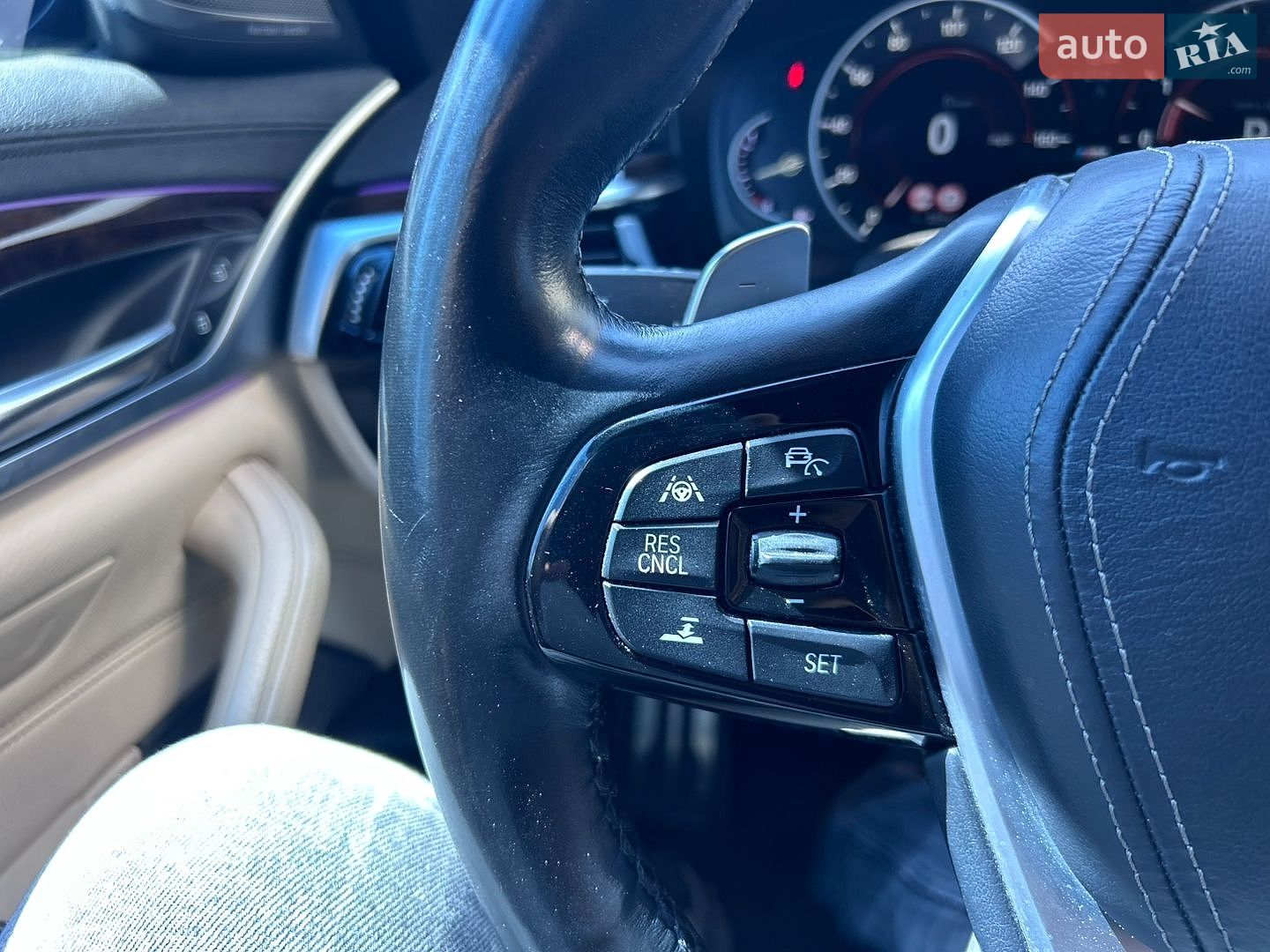 BMW 5 Series 2017 VIN WBAJA5C3XHG893895 фото оголошення 26 з 29