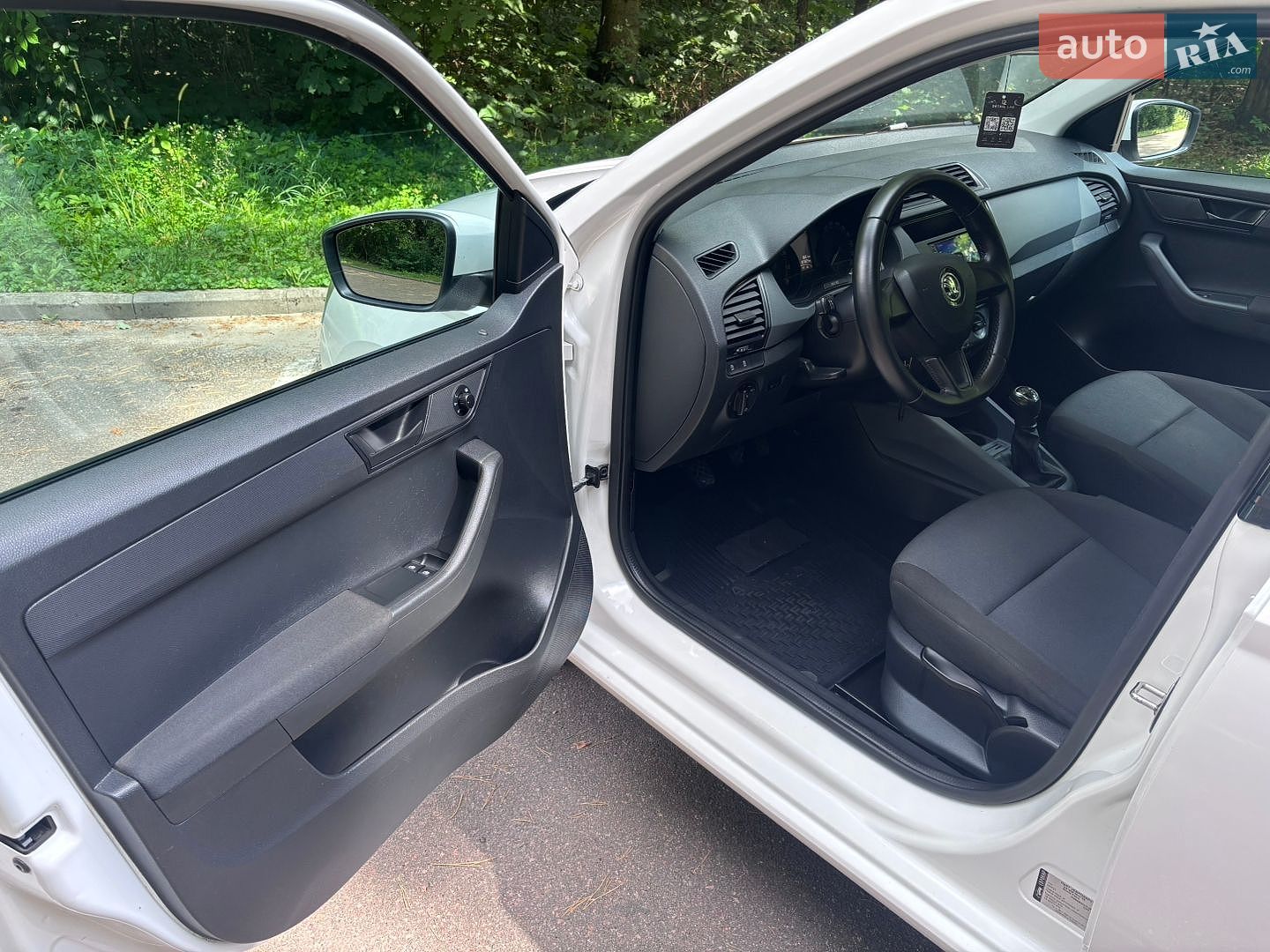 Skoda Fabia 2018 VIN TMBEB2NJXJB500573 фото оголошення 19 з 32