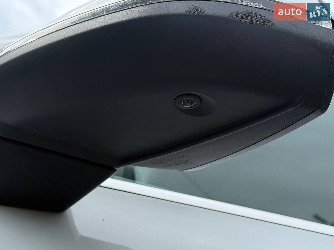 Audi Q5 2020 VIN WA1E2AFYXM2047320 фото оголошення 14 з 40