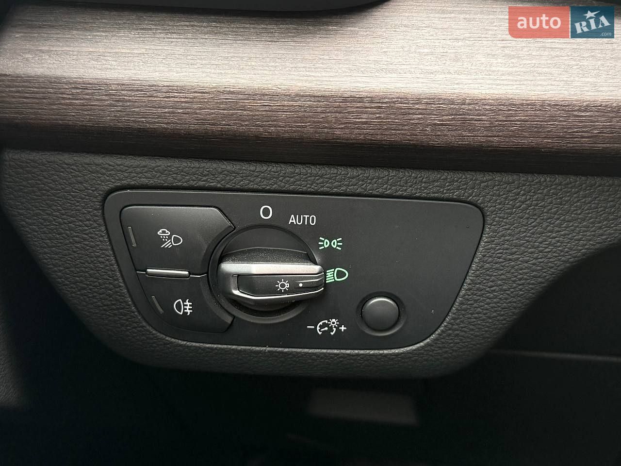 Audi Q5 2020 VIN WA1E2AFYXM2047320 фото оголошення 27 з 40