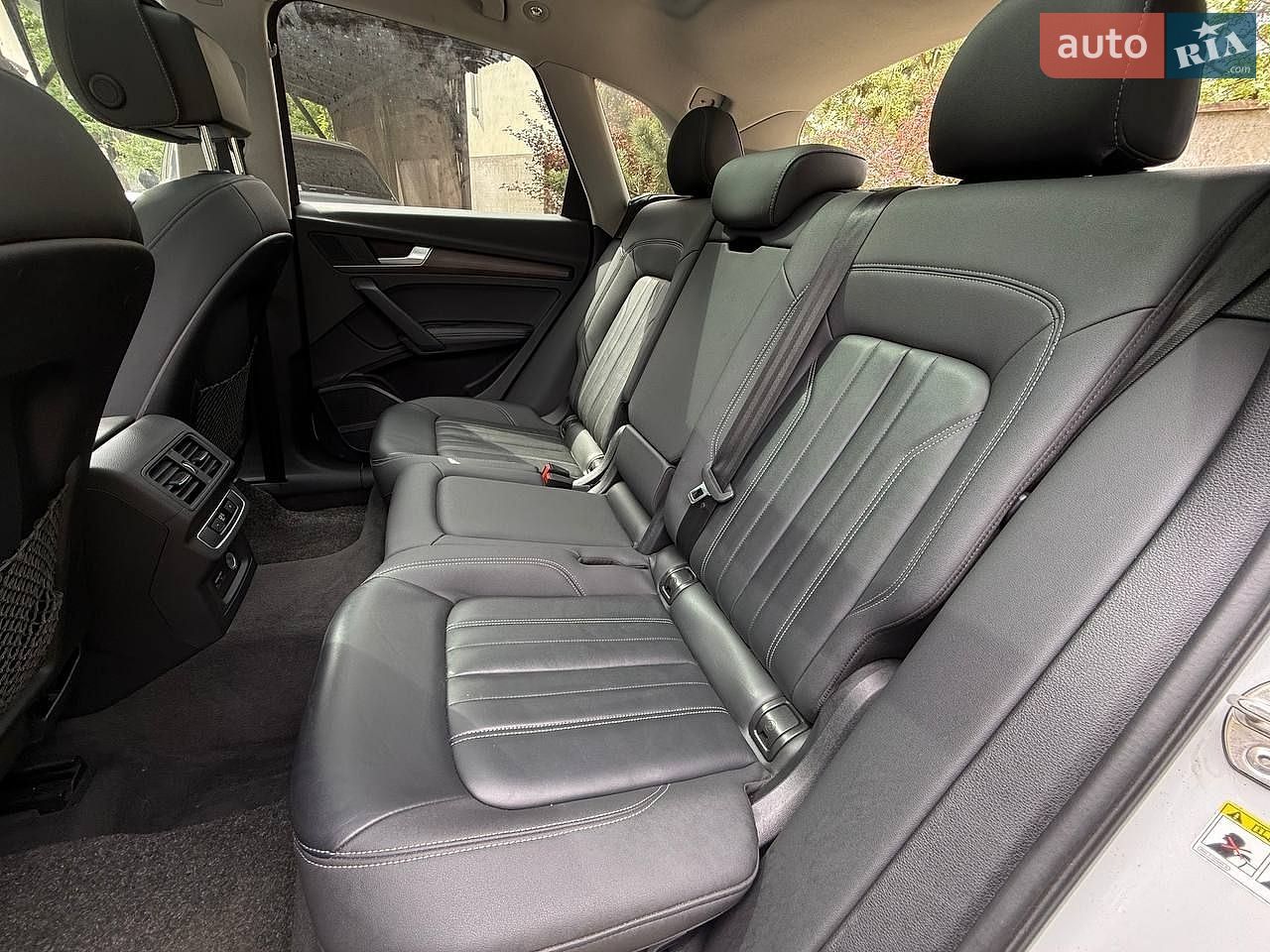 Audi Q5 2020 VIN WA1E2AFYXM2047320 фото оголошення 32 з 40