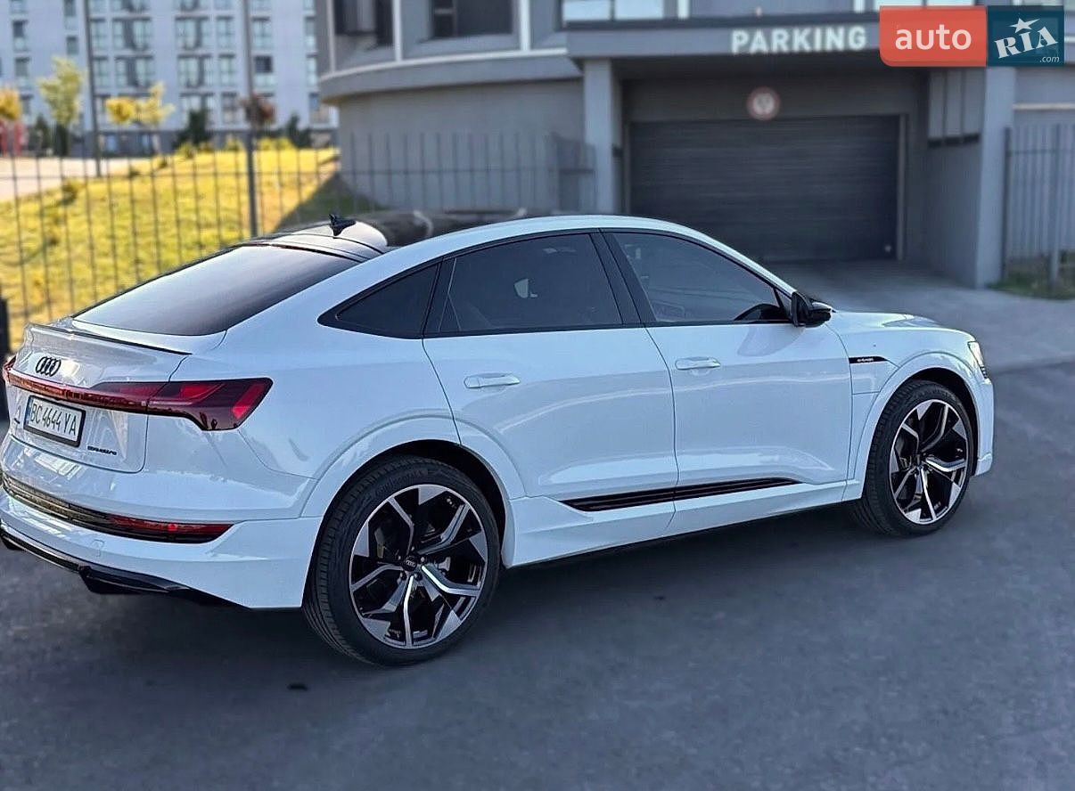 Audi e-tron Sportback 2021 VIN WA11AAGE0NB020294 фото оголошення 17 з 48