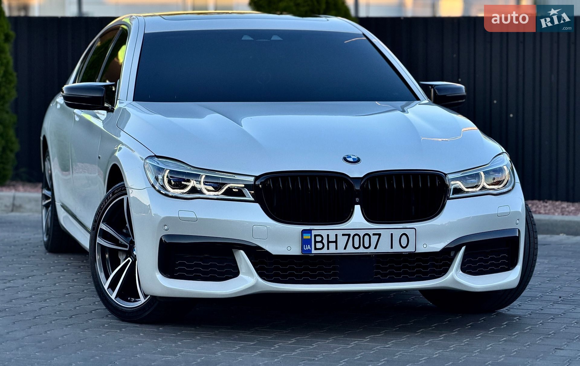 BMW 7 Series 2017 VIN WBA7G6104HG769063 фото оголошення 4 з 64