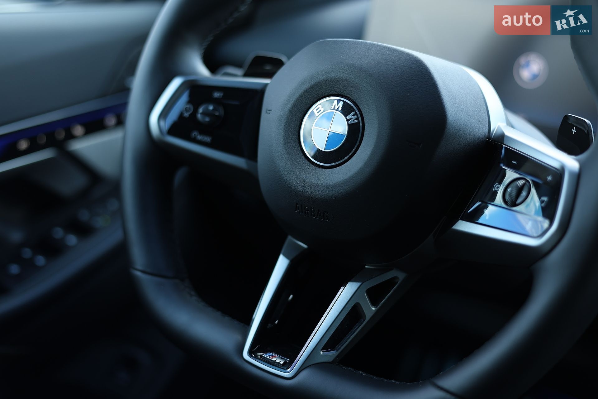 BMW 5 Series 2023 VIN WBA11FJ080CR13197 фото оголошення 27 з 80