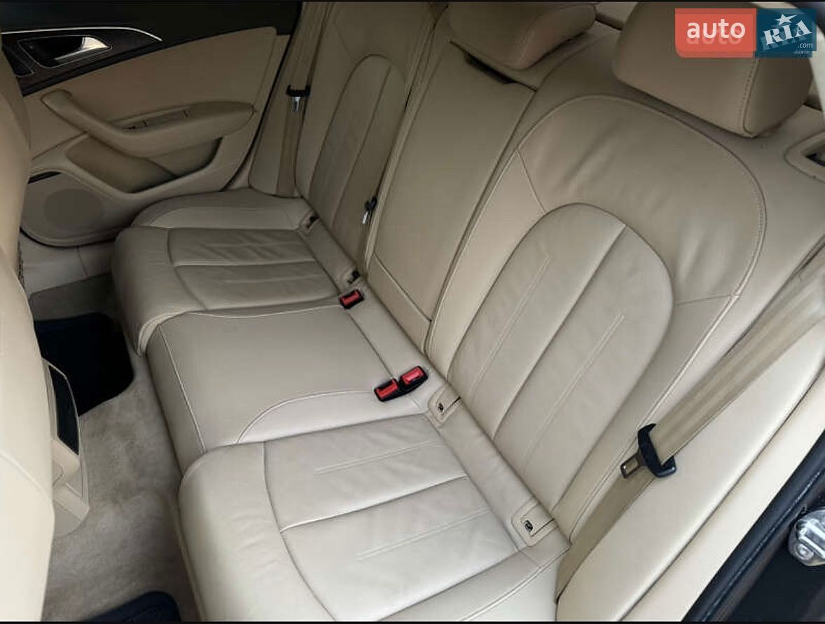 Audi A6 2012 VIN WAUGFAFC2DN043376 фото оголошення 10 з 14