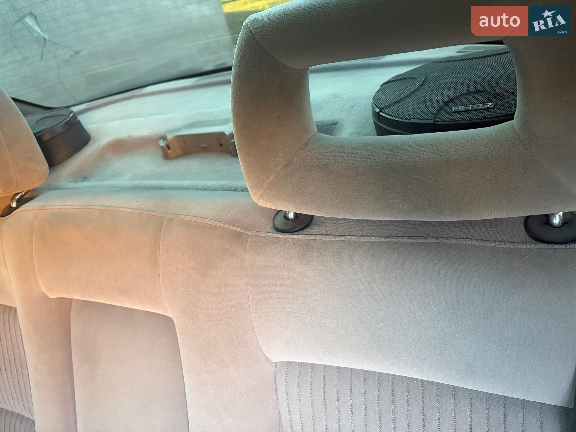 Audi 100 1991 VIN WAUZZZ44ZMN023570 фото оголошення 16 з 17