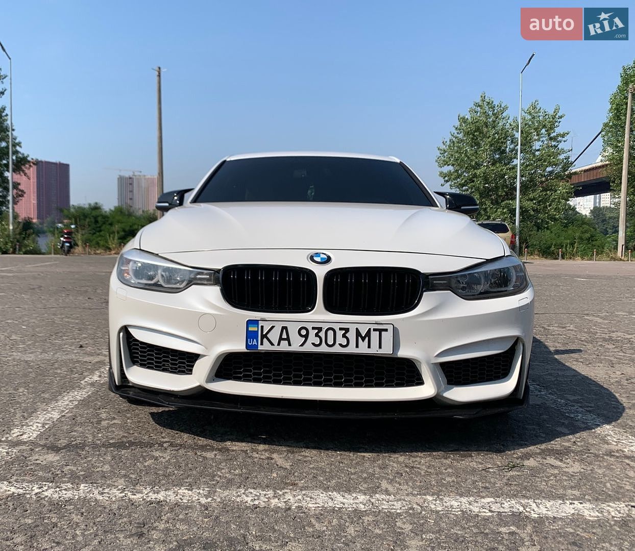 BMW 3 Series 2015 VIN WBA8E9G54GNT82490 фото оголошення 3 з 23